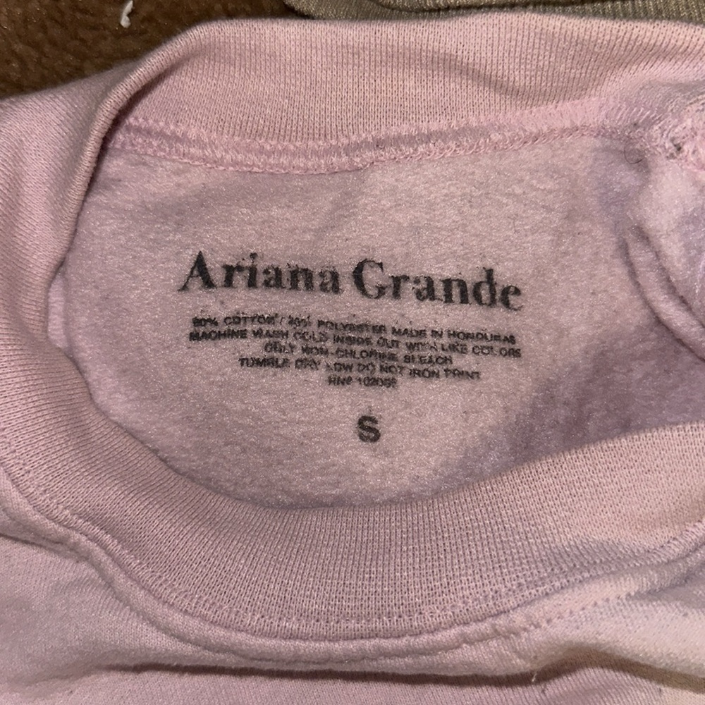 Ariana Grande ‘break up with ur gf” sweatshirt. Size S. Light pink.